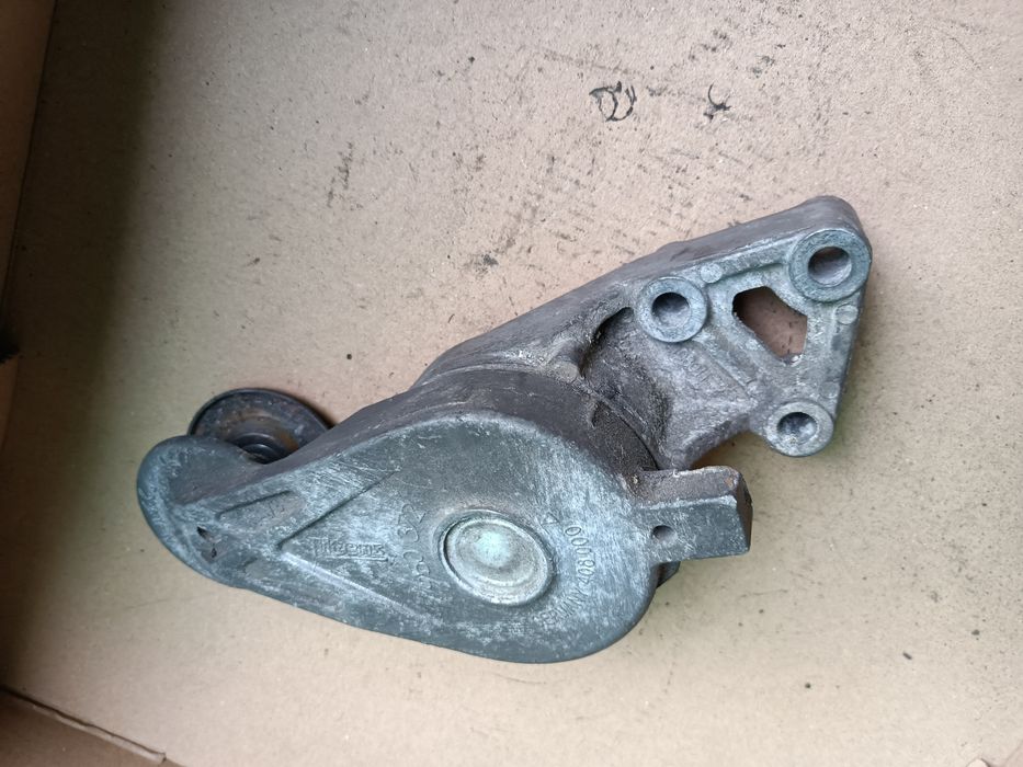 Întinzător curea accesorii Audi Vw 1.9 tdi