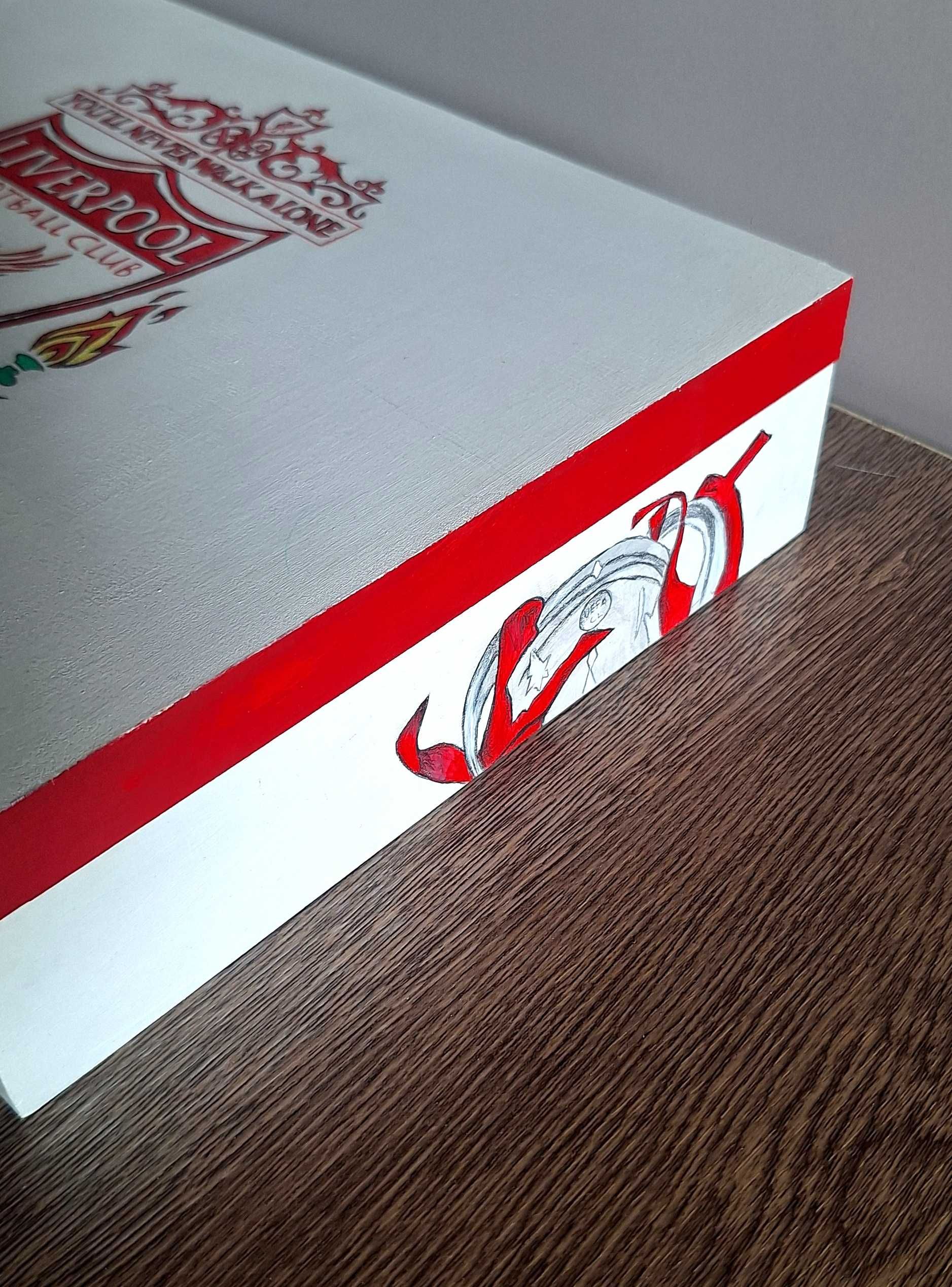Ръчно рисувана кутия за съхранение на футболен клуб Liverpool
