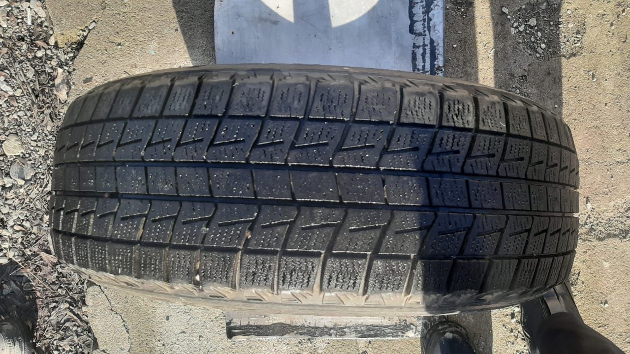 Шины зимние с титановыми дисками. Япония. BRiDcestone  185/65 R 15.Ком