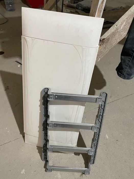 Щит Legrand Practibox встраиваемый. 48 модулей.