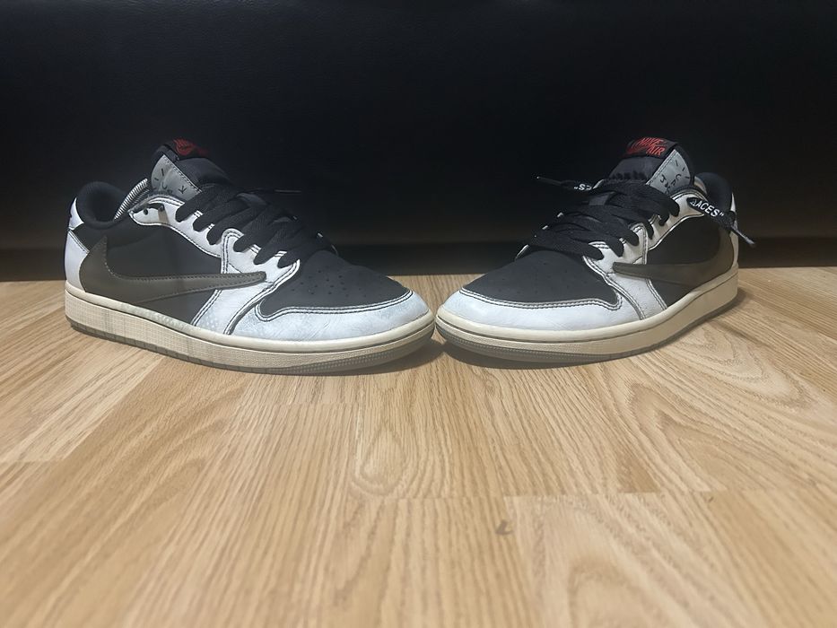 Jordan 1 Low Travis Scott Olive