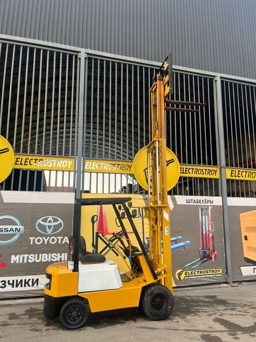 Вилочный погрузчик Коматсу