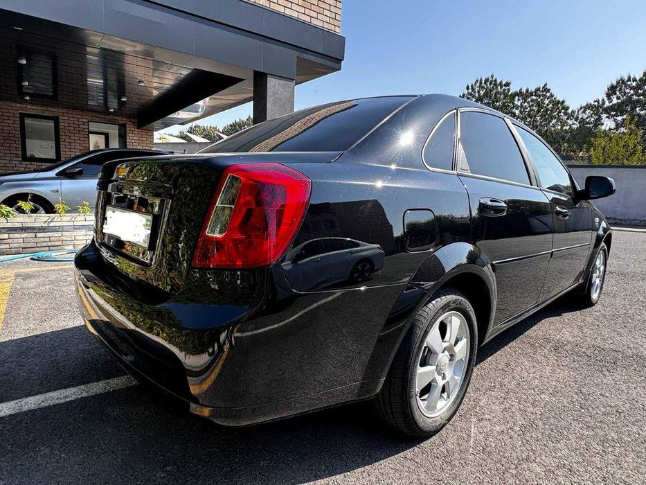 Продаю свою чёрную Gentra Qora 2023/2024 без люка, СРОЧНО!