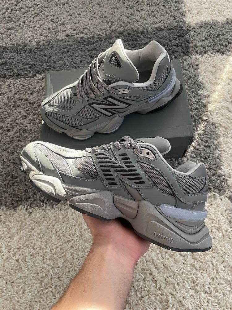 Adidasi New Balance 9060