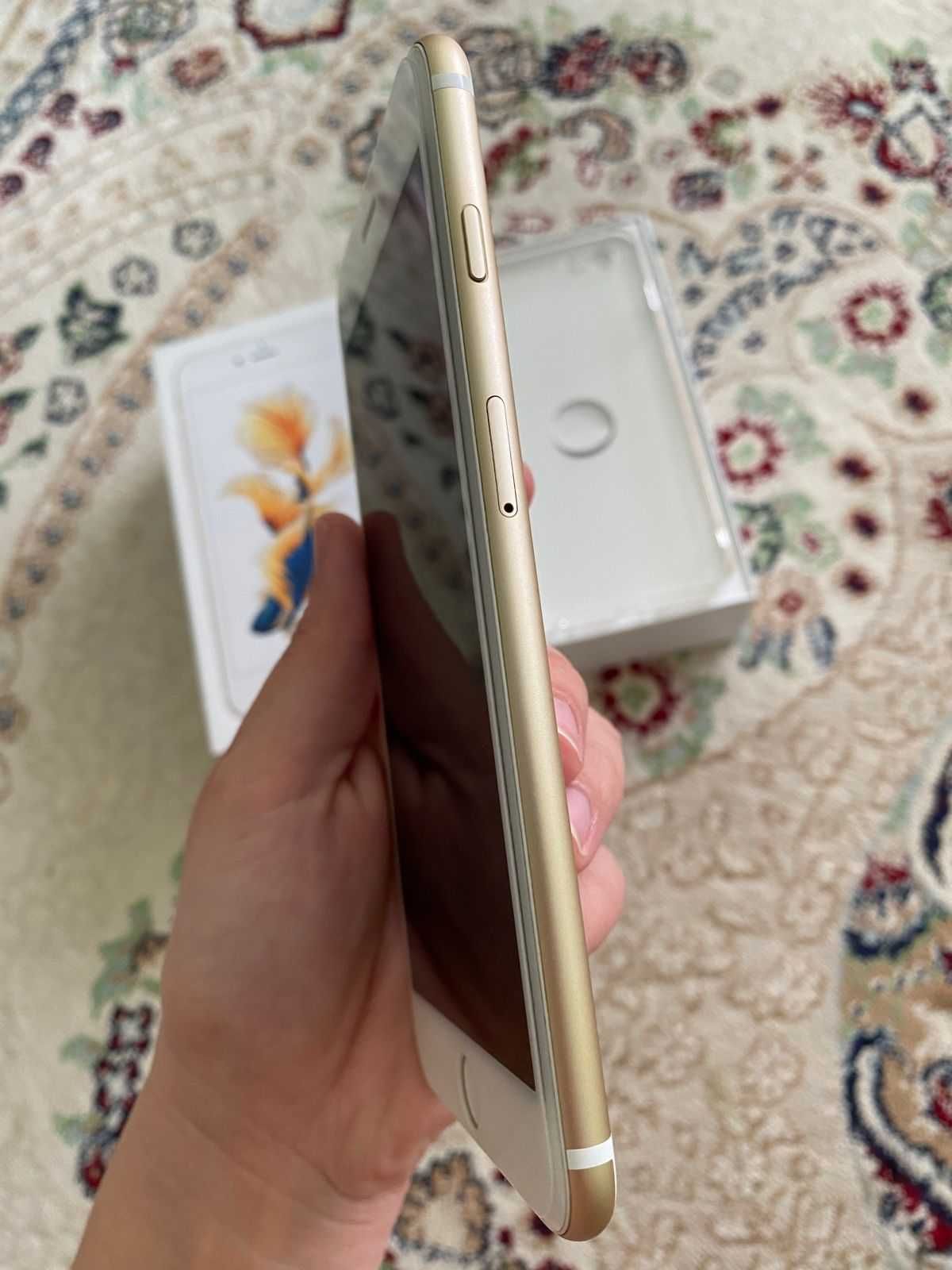 Продам телефон  iphone 6s+ 64gb