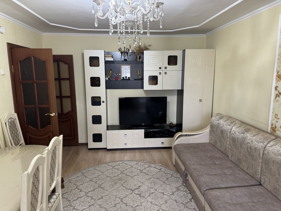 Квартира трехкомнатная