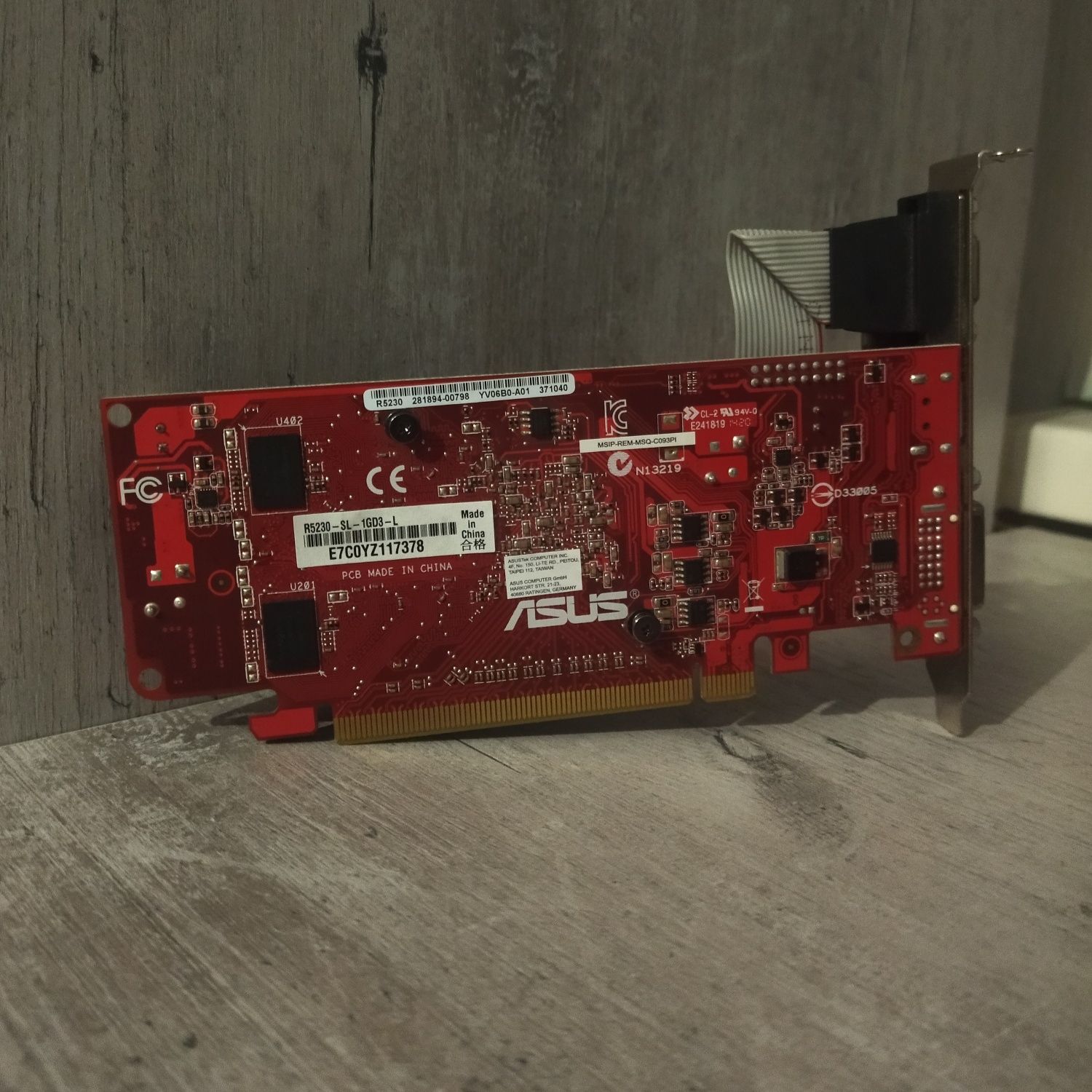 Видеокарта ASUS AMD Radeon R5 230 R5230-SL-1GD3-L 1ГБ DDR3, Ret