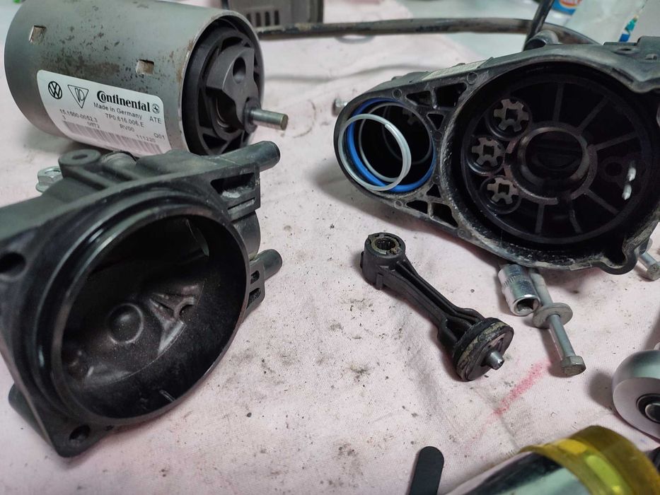 Compresor perne VW Touareg 7P Cayenne 958 Macan Panamera - Reparatii