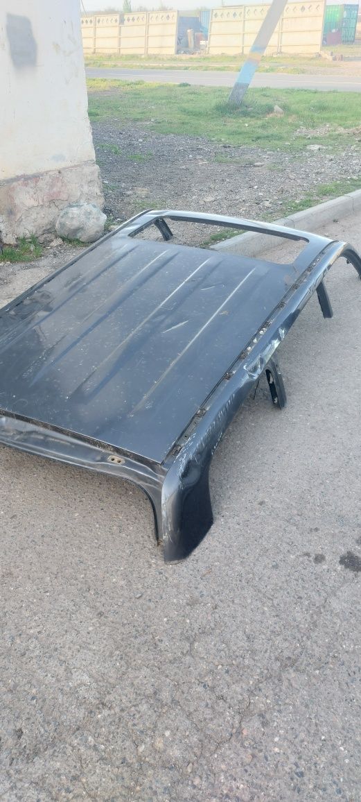 Продаётся крыша от тайота 100