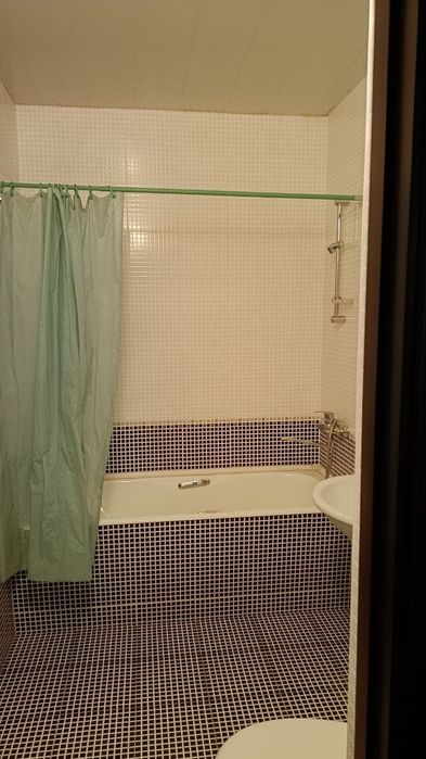 Сдаётся в аренду 3х комнатная квартира. Мирабадский район