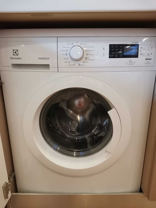 Подарявам Пералня Electrolux