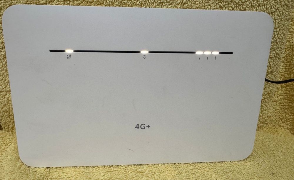 Router wireless cu slot SIM 4G+ Huawei B535-333  Decodat