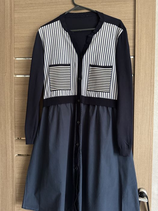 Продам платье синего цвета