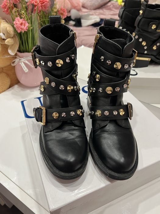 Зимни обувки Guess