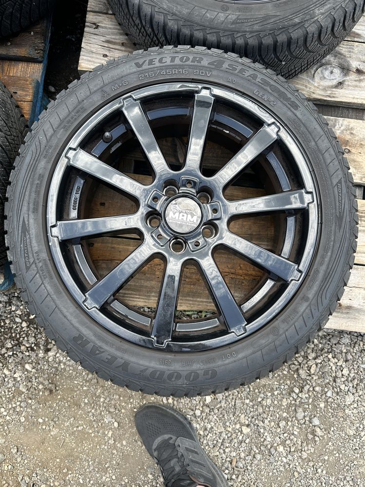 Лети джанти 4 броя джанти 5х100 16 цола с гуми GoodYear 215/45/16