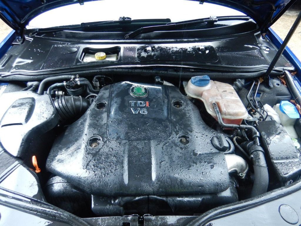 Aripa stanga spate Skoda Superb 2003 Berlina 2.5 Motorina