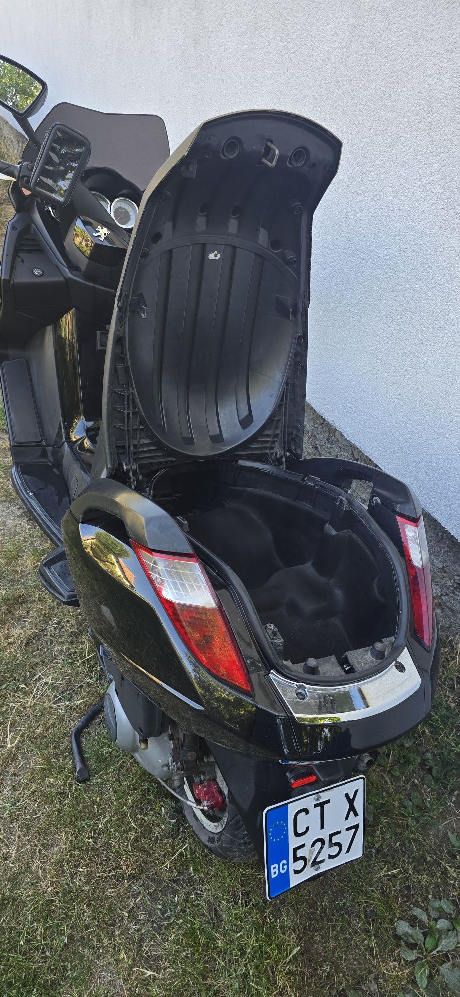 Peugeot 250 в много добро състояние