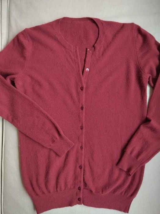 Дамска жилетка от фина вълна, размер L