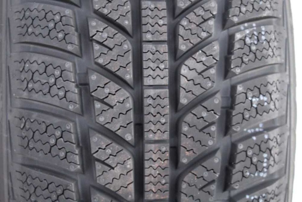 Anvelope iarna noi 195/55R16, 87H, XL, RoadX, DOT 2025