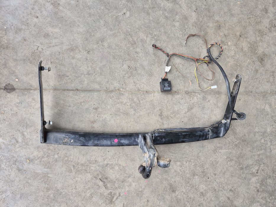Carlig tractare remorca vw passat b7 break an 2012