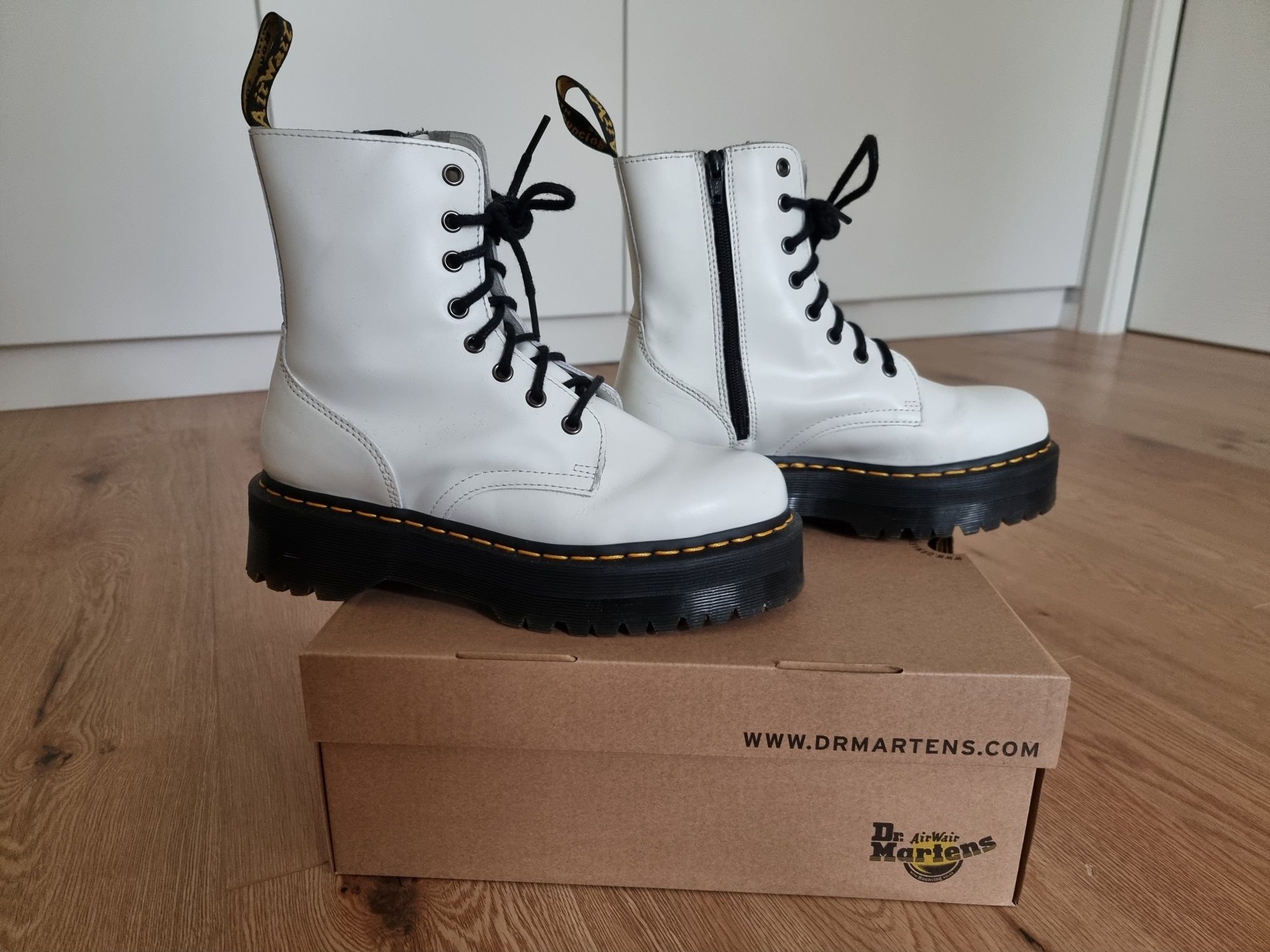 Ghete Dr. Martens