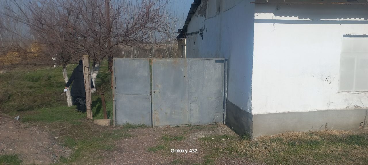 Срочно 30 сотих уй сотилади!!!