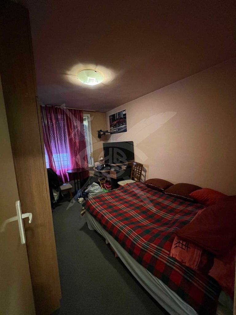Продава се Многостаен апартамент в Варна, Автогара - 120 кв.м за 1725 €/кв.м - Снимка #3