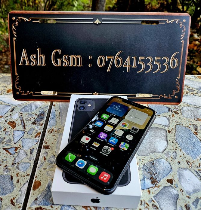 Iphone 11 black 64gb full box, baterie 100%