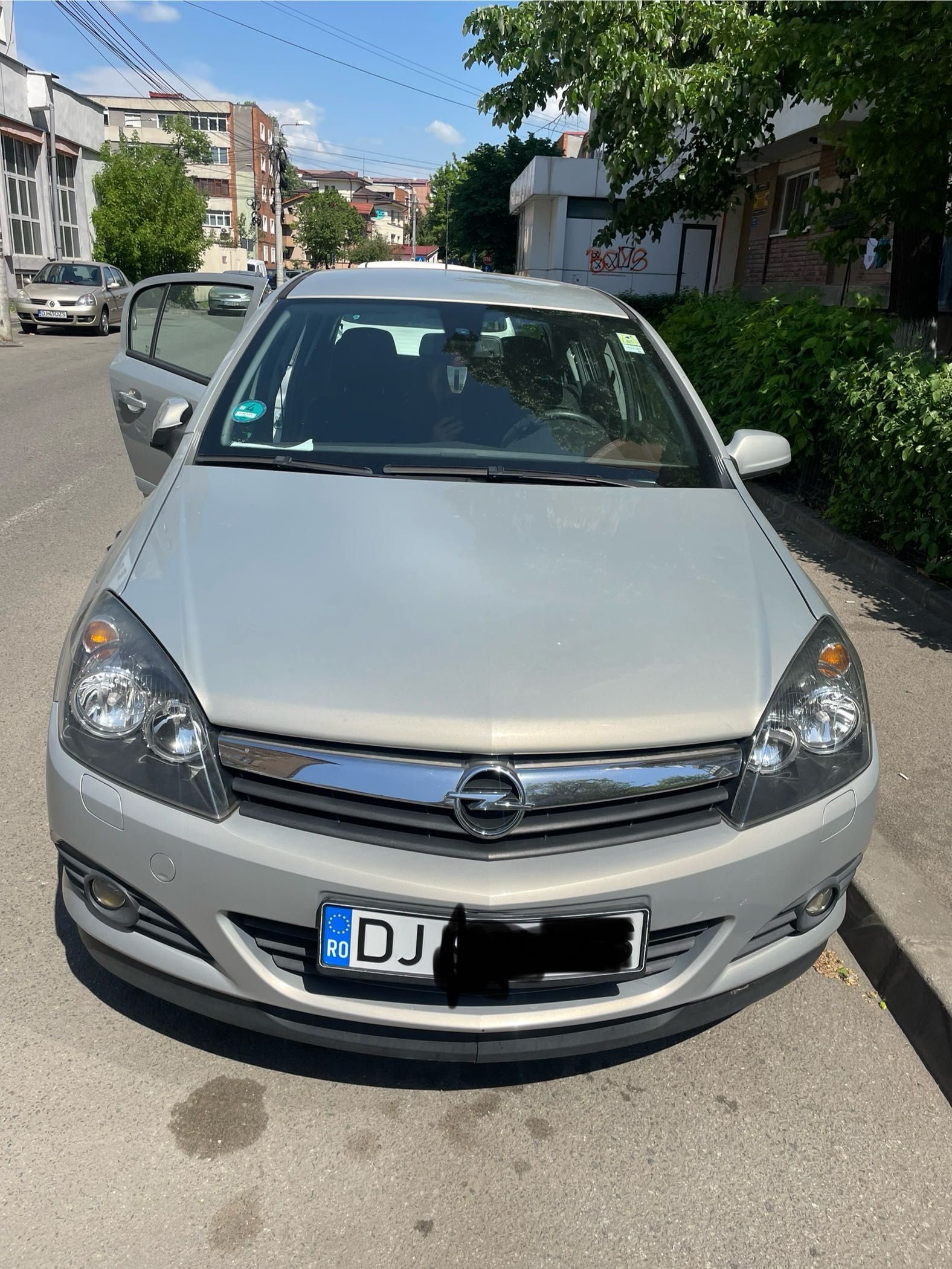 Opel Astra 2006,176.000km , stara buna