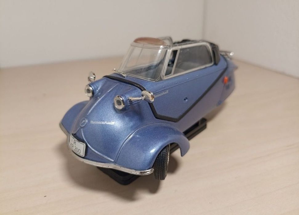 Messerschmitt kr200
Scara 1/18
Revell 

Pozele reflectă realitatea. Se