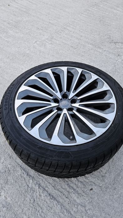 21 инча оригинални джанти със зимни гуми  Goodyear Audi Etron Q7 Q8