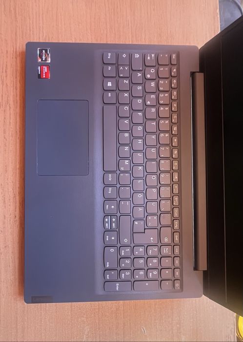 Laptop lenovo ryzen 5