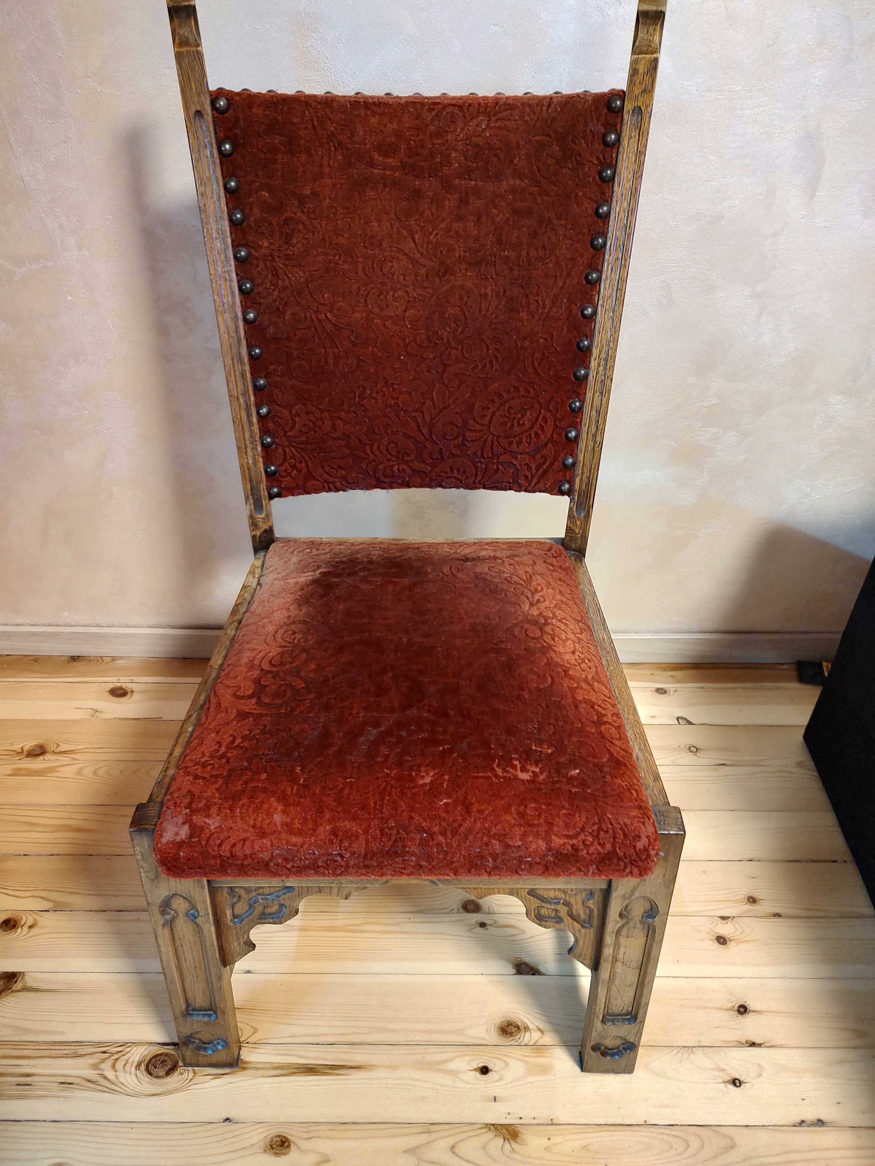 4 бр. дървени стола с резба