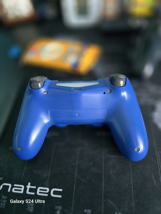 PS4 PRO+ 3 Оригинални джойстика(1TB)