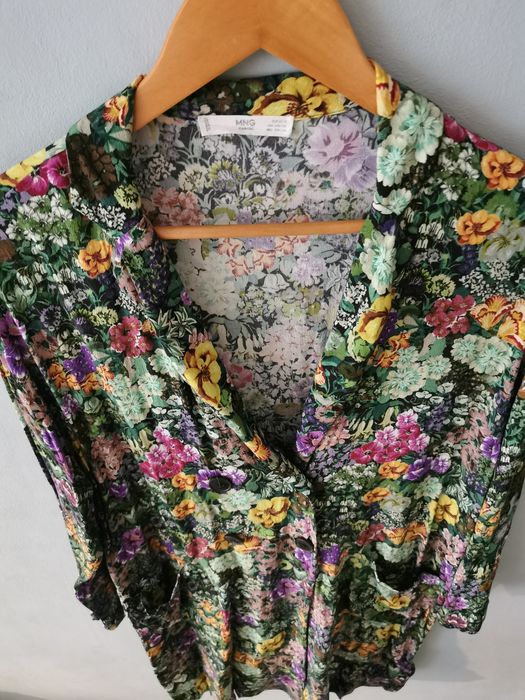 Blazer/kimono cu nasturi Mango