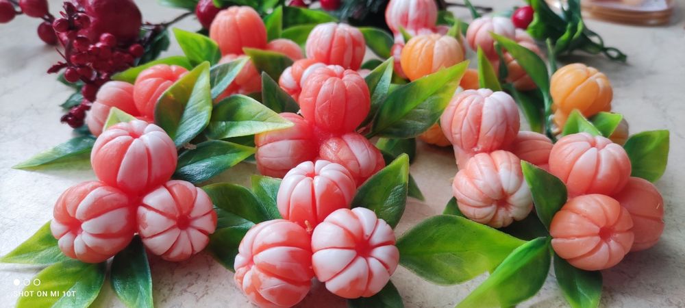 Подарки ручной работы - сделаны из мыла. Новый год, день рождения