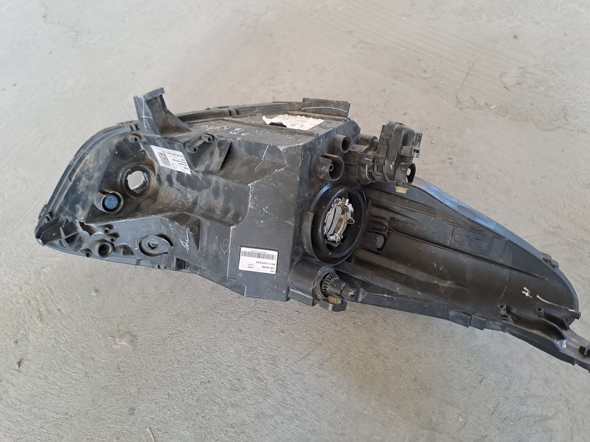 ляв фар за Ford KA 2016