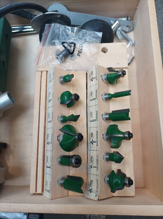 Оберфреза 900W..