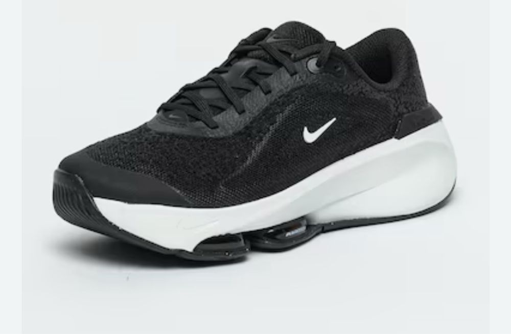 Nike нови и оригинални малотонки 39 размер