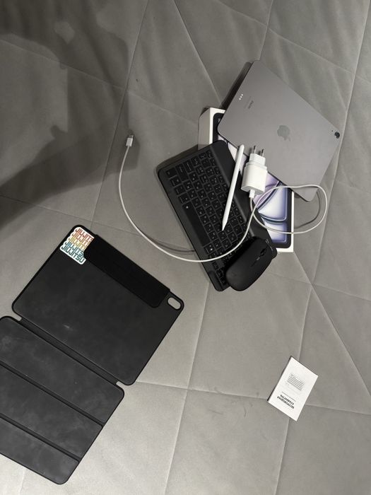 iPad air 11 на гарантии