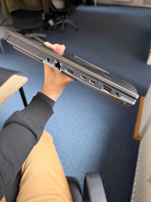 Laptop gaming ASUS TUF F15, i7, nvidia rtx 3050, 16gb ram IMPECABIL