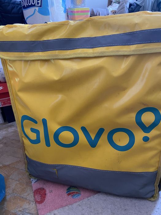 Ghiozdan Glovo folosit o scurta perioada