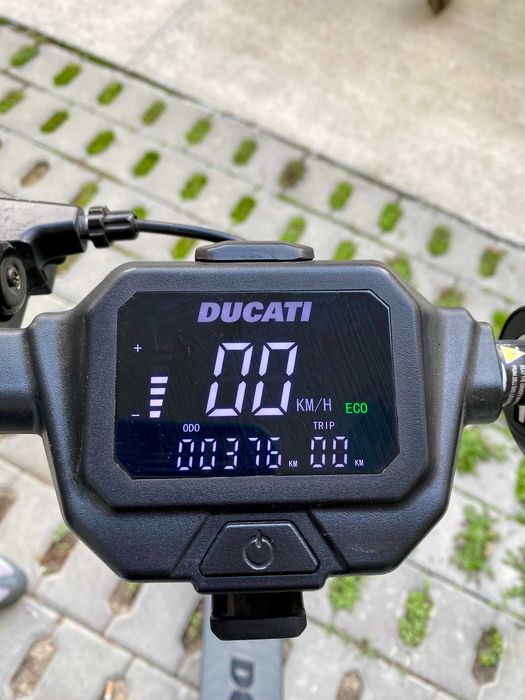 РАЗПРОДАЖБА !!! Ел. тротинетка Ducati Pro-II Plus, 376 км.
