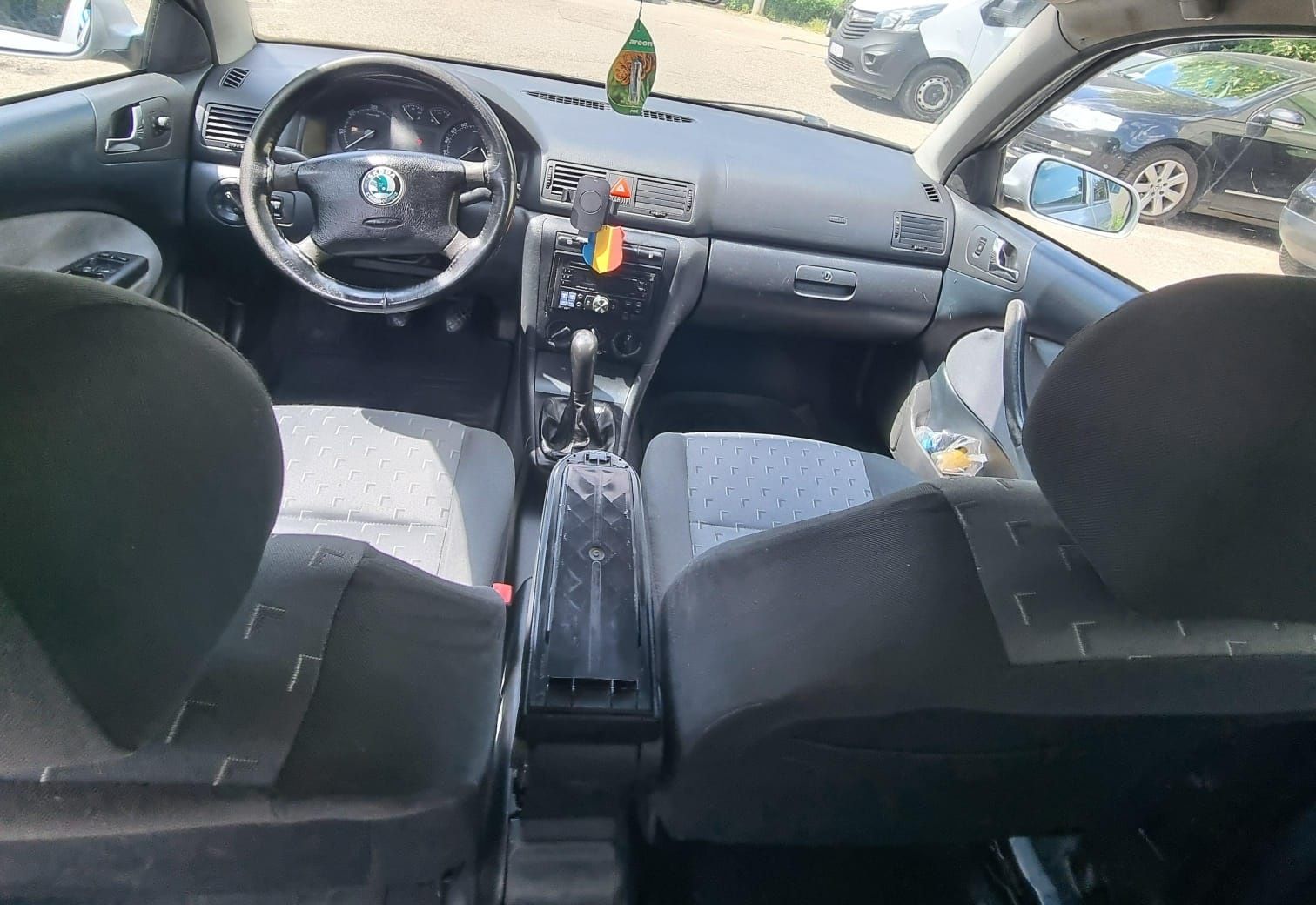 Vând skoda octavia