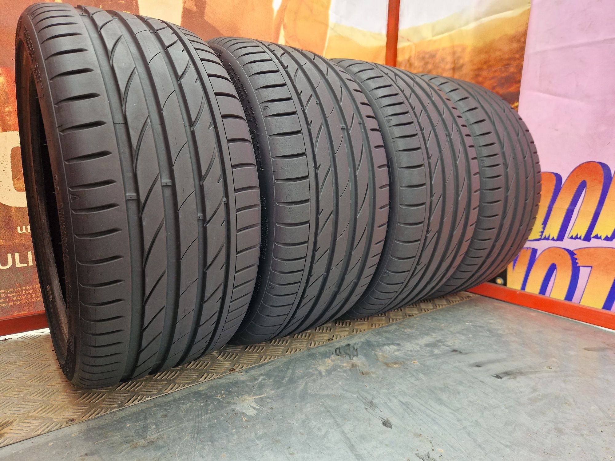 4 Anvelope ca noi  Maxxis 245 35 R18 de vara