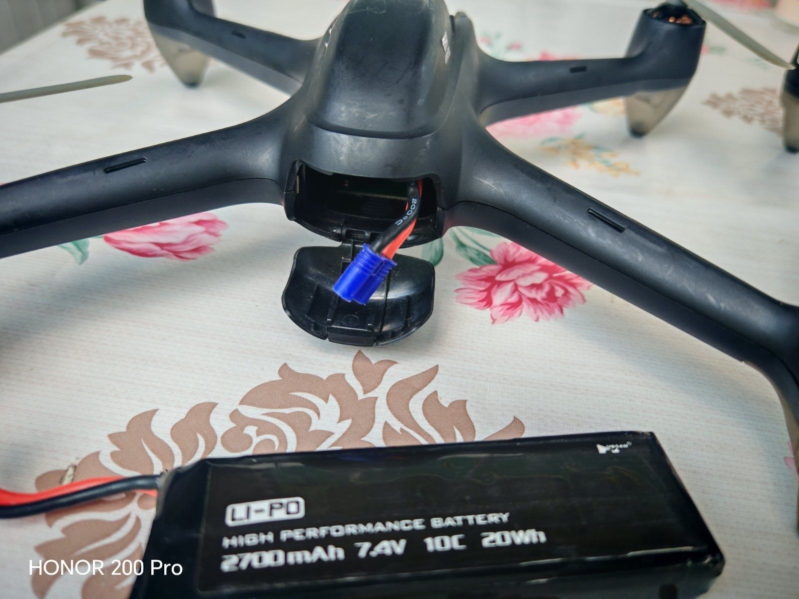 Hubsan h501s дрон