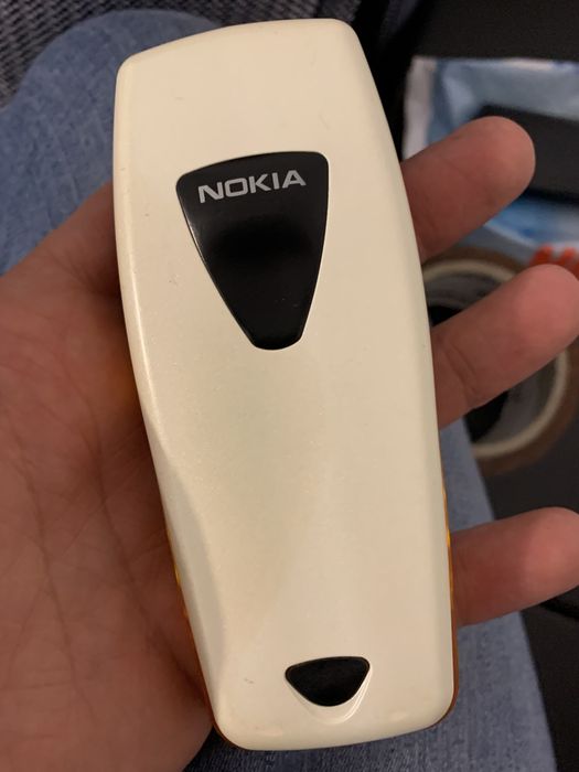 Nokia 3510i ,orice retea