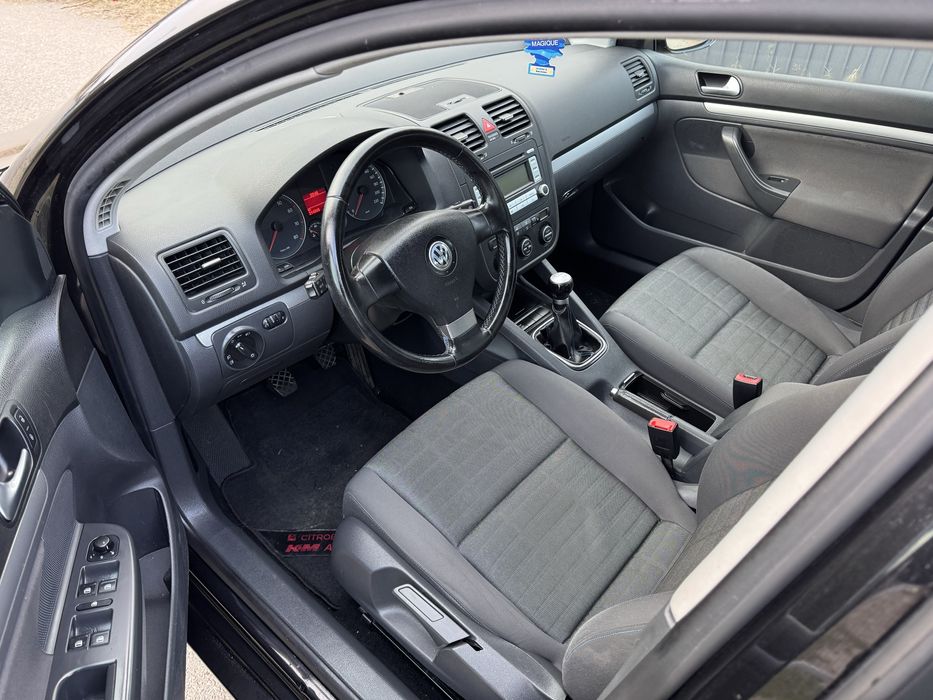 VW Golf 5 1.9 TDI / 2007 / 105Cp / climatronic / Posibilitate rate