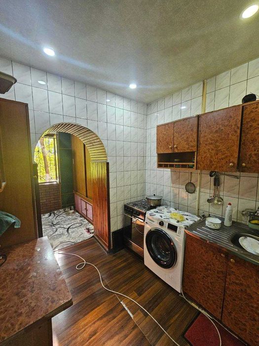 Продаётся 3/2/5 БИЙ Максим Горький Среднее состояние 70м2