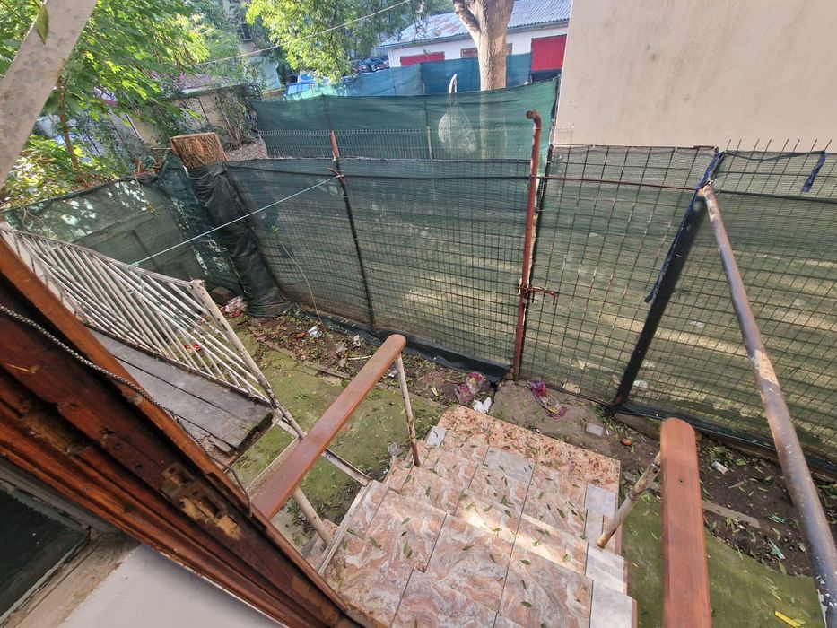 Vând apartament bloc k2